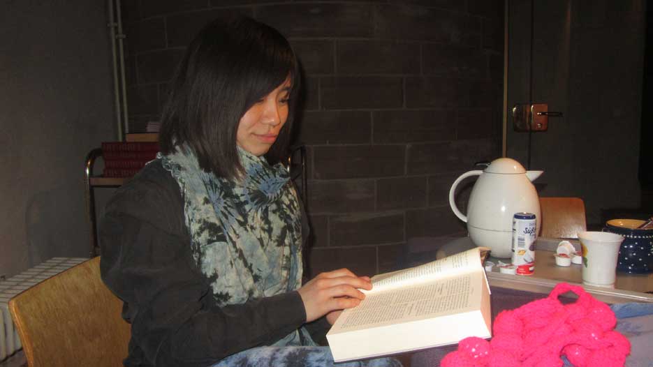 Akiko und die Bibel.