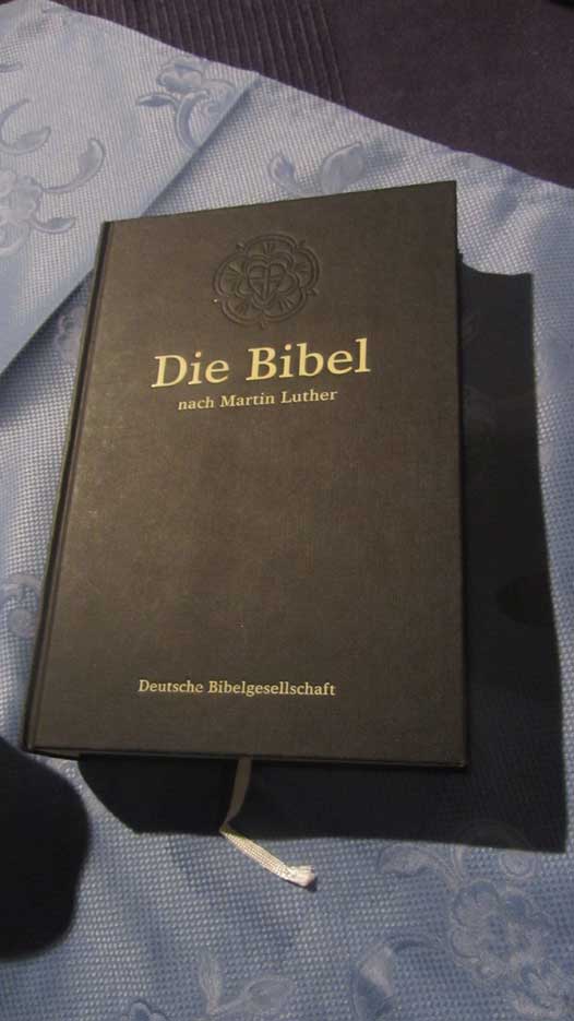 Die Bibel.